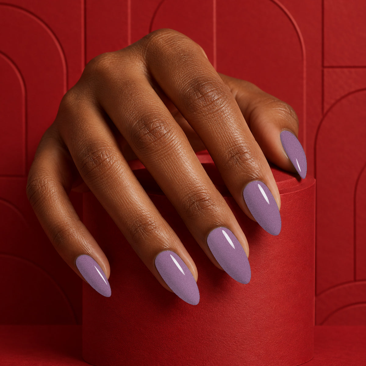 MEROO Supernova | C22 | lifestyle 1 manicure detail
