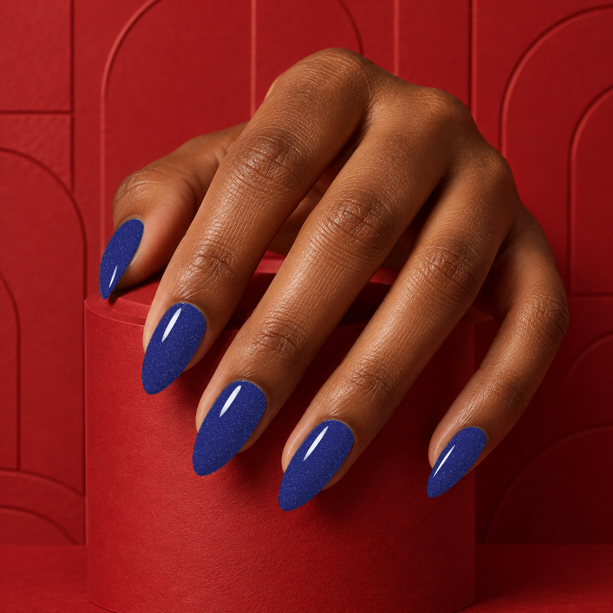 MEROO Space Carpet | D09 | lifestyle 1 manicure detail