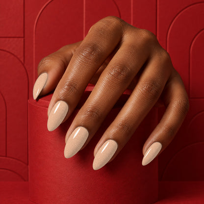 MEROO Starry Tiara | G04 | lifestyle 1 manicure detail