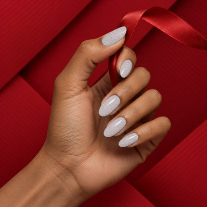 MEROO Disco Night | G13 | lifestyle 1 manicure detail