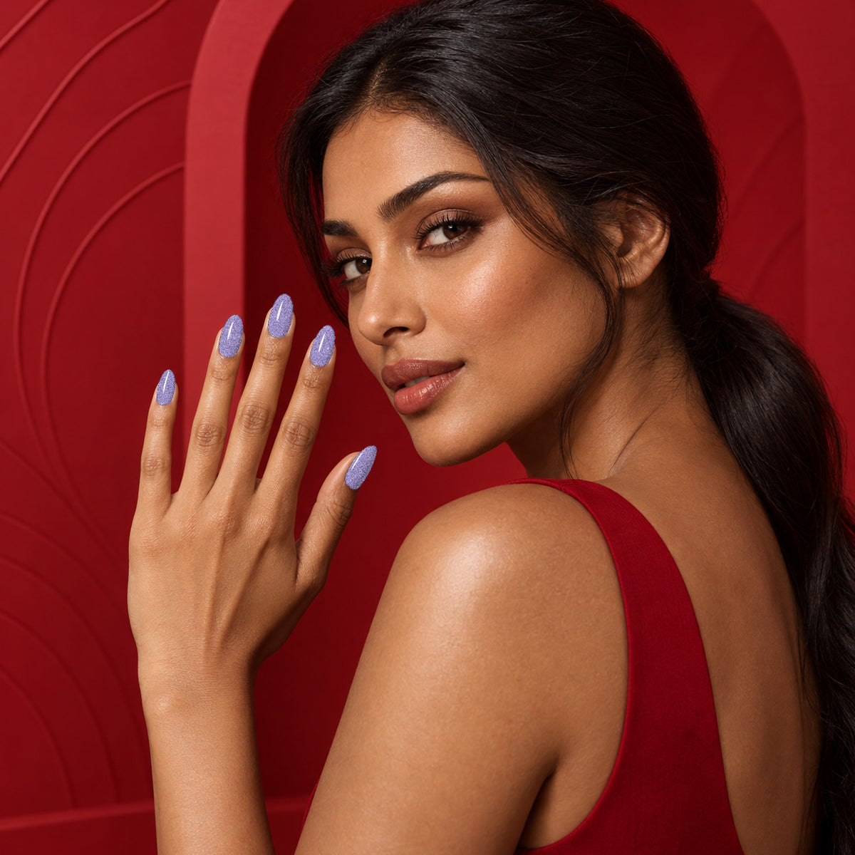 MEROO Hotchpotch | G16 | lifestyle 2 person wearing shade