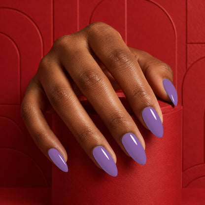 MEROO Purple Jelly | J03 | lifestyle 1 manicure detail