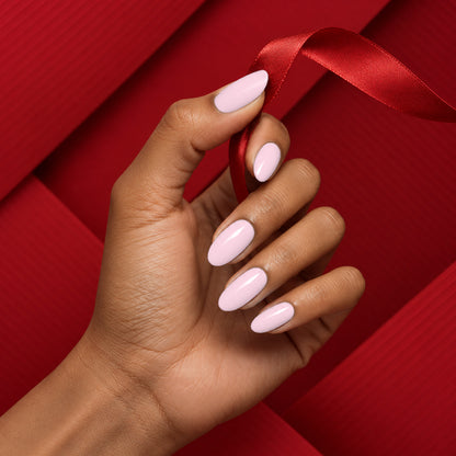 MEROO Litchi Gel | S019 | lifestyle 1 manicure detail