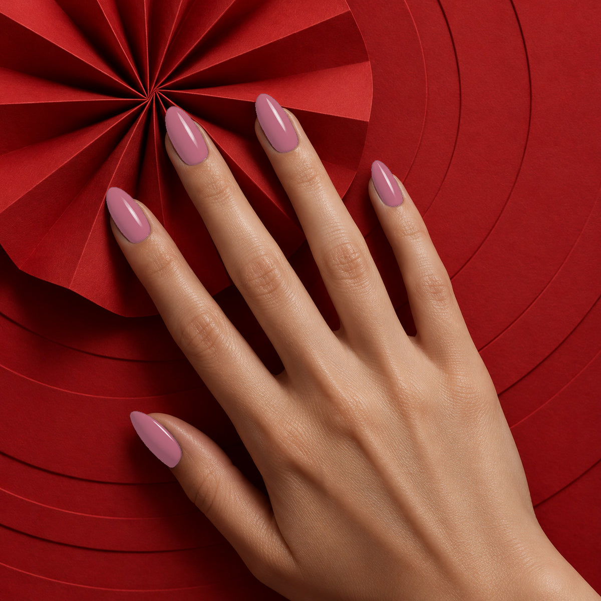 MEROO Second Skin | S027 | lifestyle 1 manicure detail