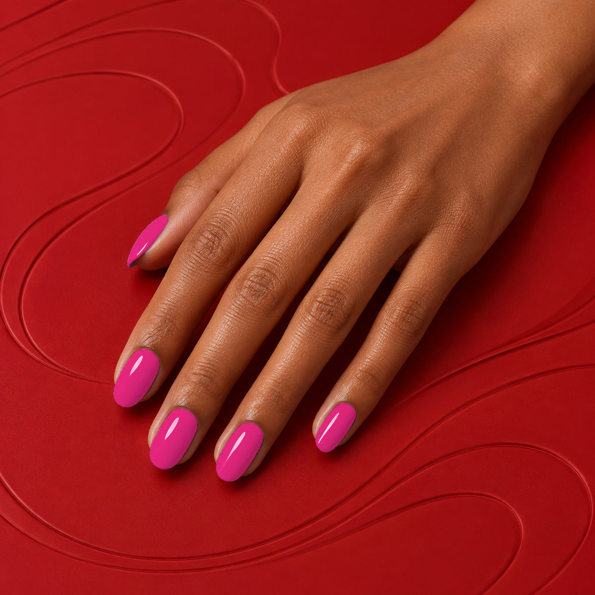 MEROO Fierce Foschia | S029 | lifestyle 1 manicure detail