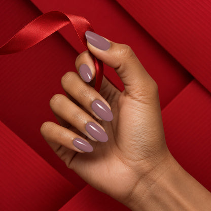 MEROO Coffee Spice | S051 | lifestyle 1 manicure detail