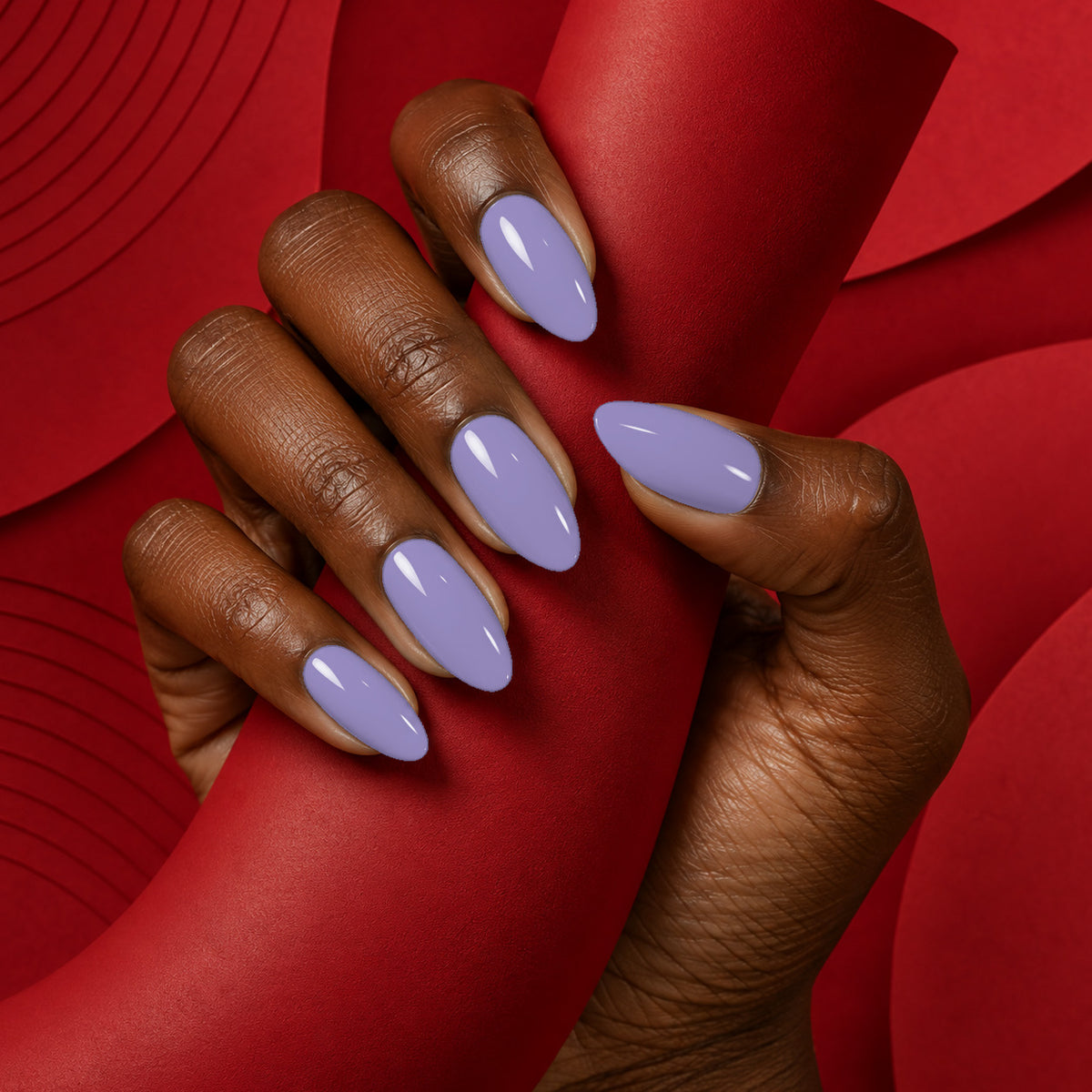 MEROO Lavender Love | S070 | lifestyle 1 manicure detail