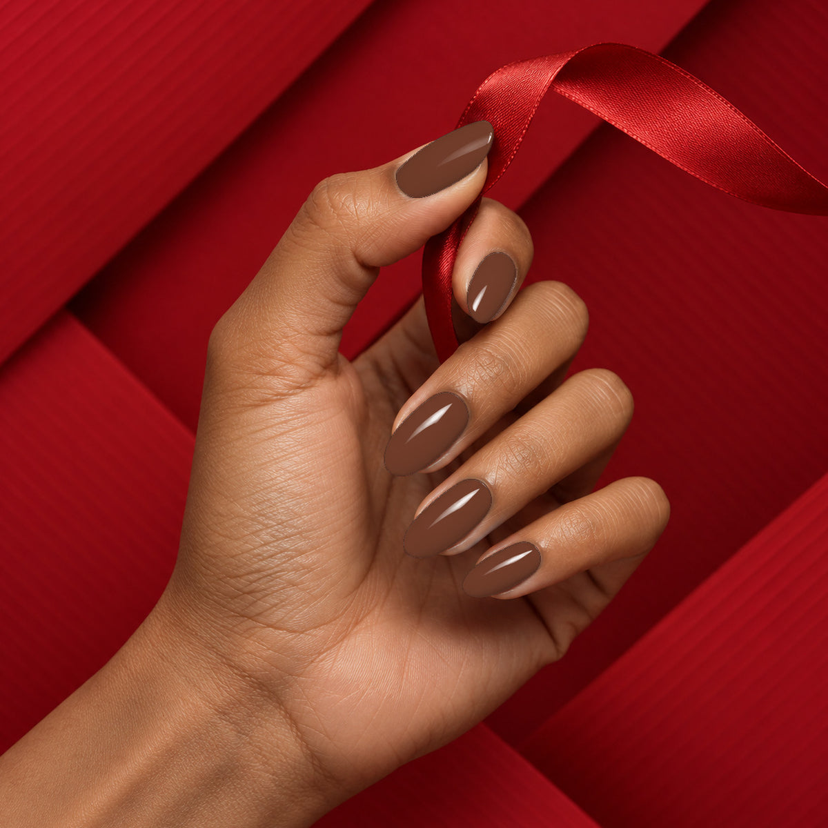 MEROO Espresso Yourself | S099 | lifestyle 1 manicure detail