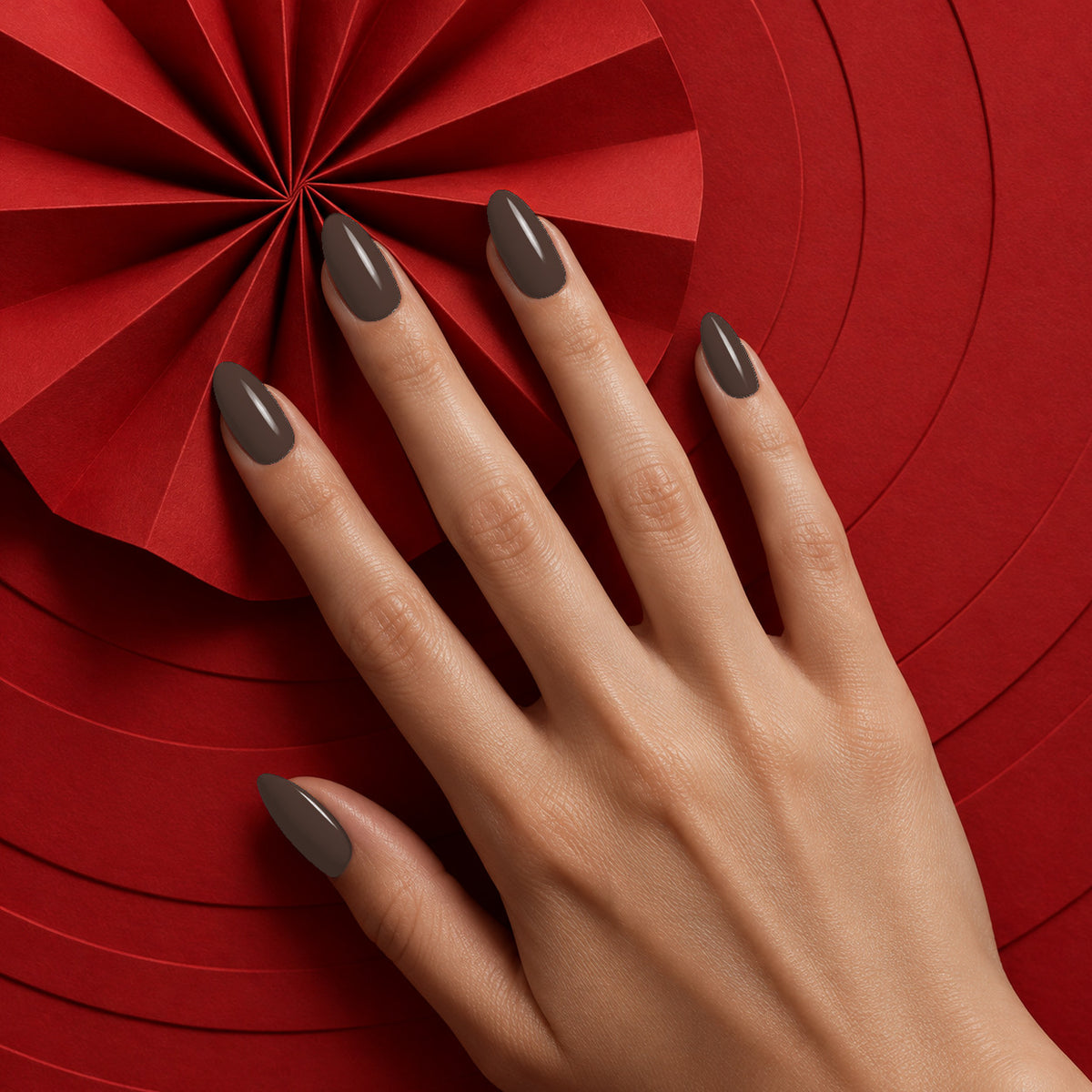MEROO Coco Chic | S100 | lifestyle 1 manicure detail