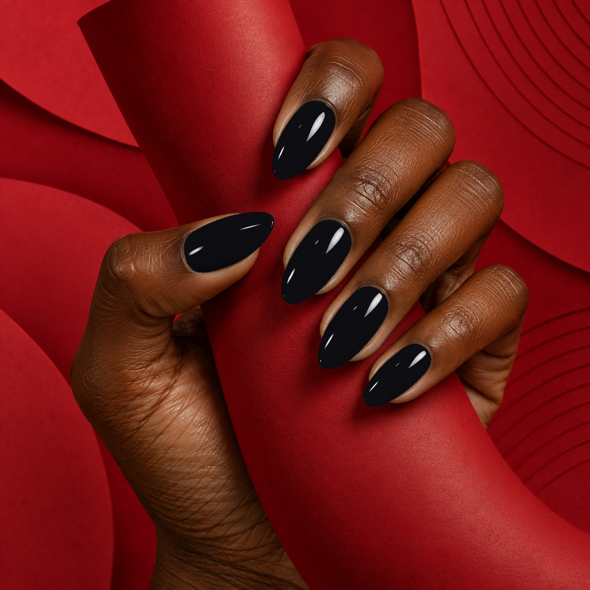 MEROO Timeless | S108 | lifestyle 1 manicure detail